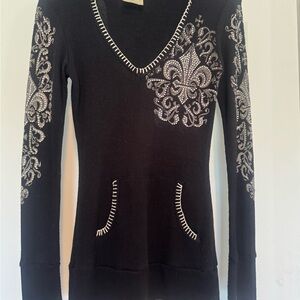 Black Hoodie with Silver Sparkle Embellishments
Super cute and super sparkly!!✨